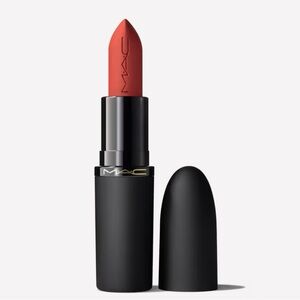 MAC POWDER KISS HAZY MATTE LIPSTICK - Devoted to chili